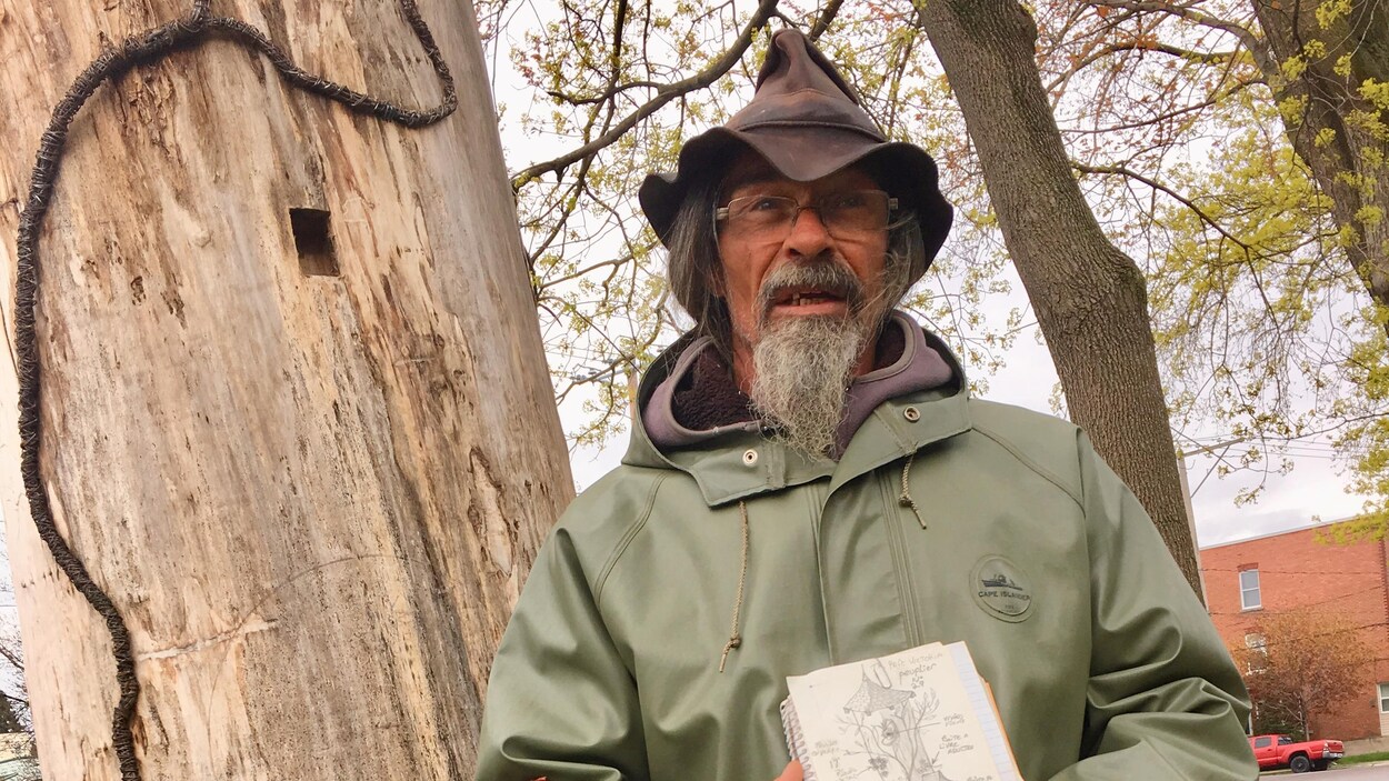 Un artiste de Trois-Rivières, Sylvain Michaud, qui souhaitait faire une œuvre urbaine dans le parc Victoria est en colère.