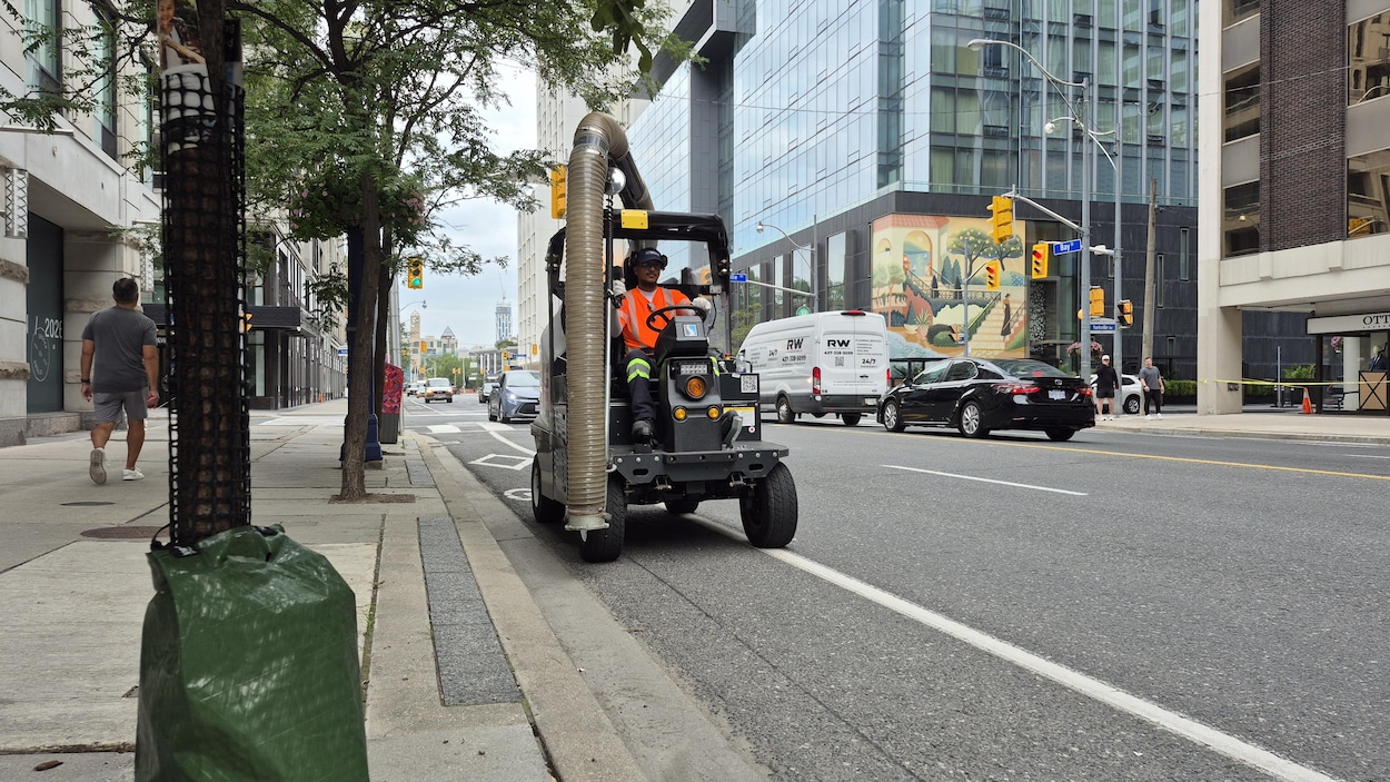 Dou-dou-dou : le son du métro de Montréal fait une apparition dans les rues de Toronto
