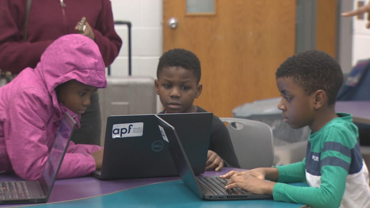 Premiers pas dans l’univers de la programmation pour de jeunes fransaskois