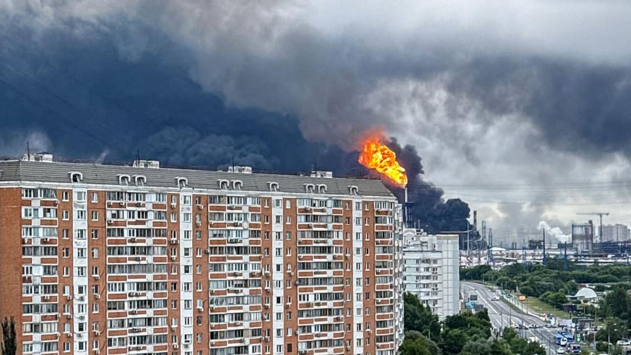 Attaque ukrainienne contre Saint-Pétersbourg, Kiev dément la chute d’une ville-clé