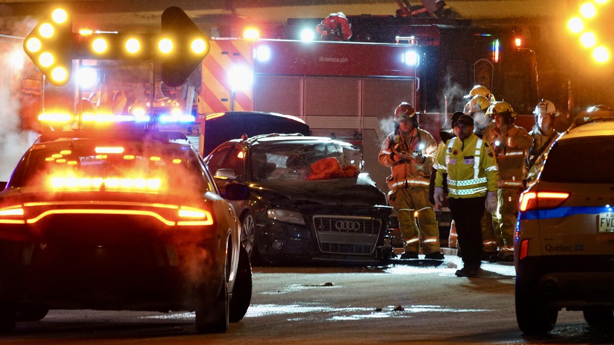 La 136 est rouverte après une collision frontale entre un autobus et une voiture