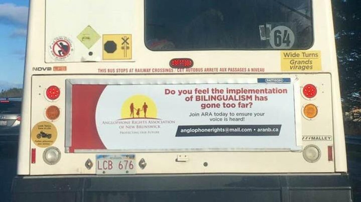 Un autobus.