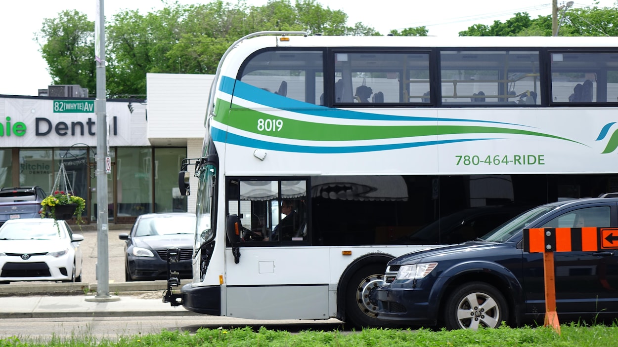 Service rapide par autobus : des commerçants sur l’avenue Whyte inquiets