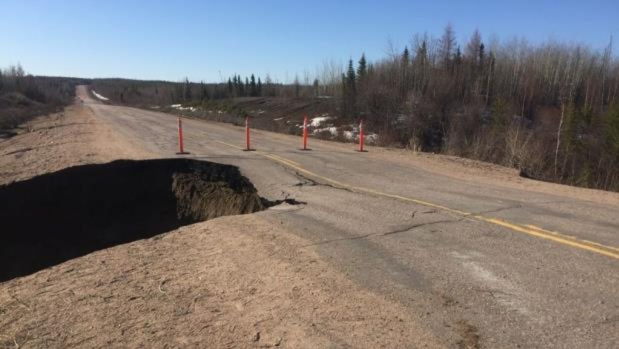 L'autoroute 391 près de Lynn Lake L'autoroute 391 près de Lynn Lake