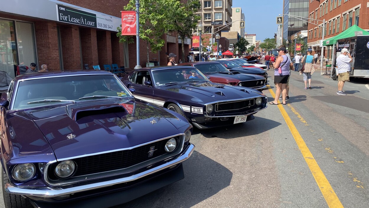 Moncton vibre au son des voitures d’antan et modifiées RadioCanada