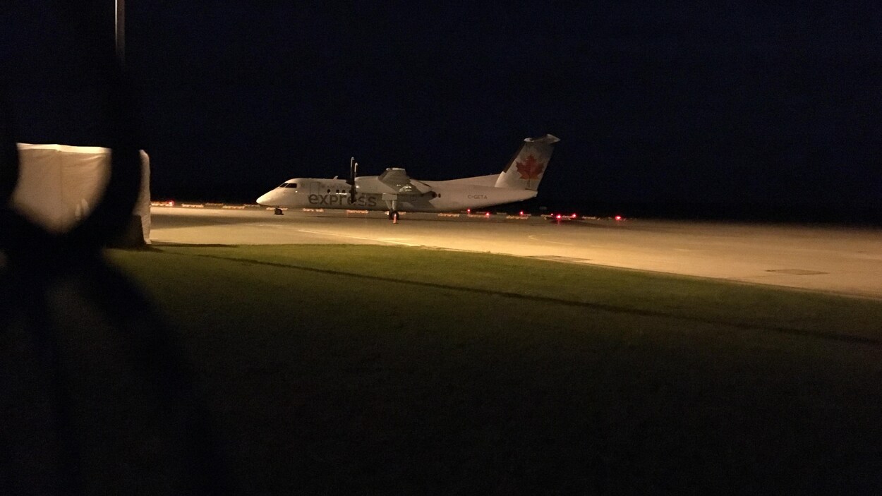 Atterrissage difficile pour un avion à RadioCanada.ca
