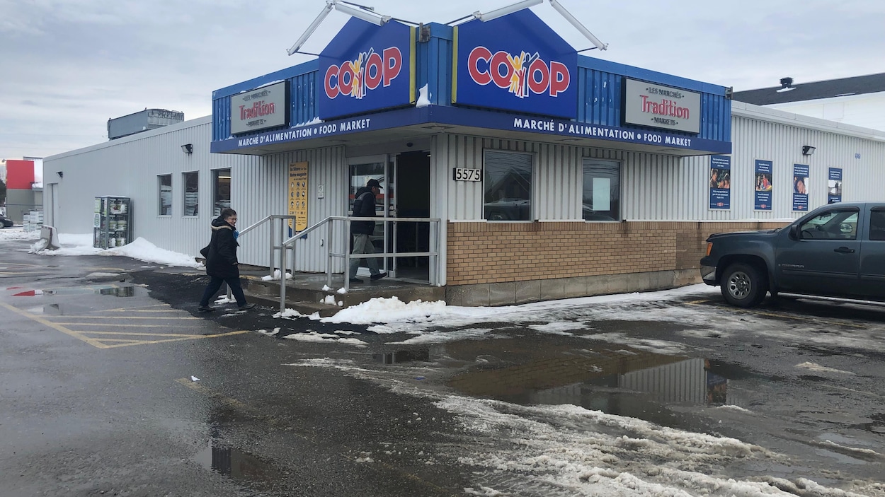 La Coop de BaieSaintAnne croule sous les dettes RadioCanada.ca