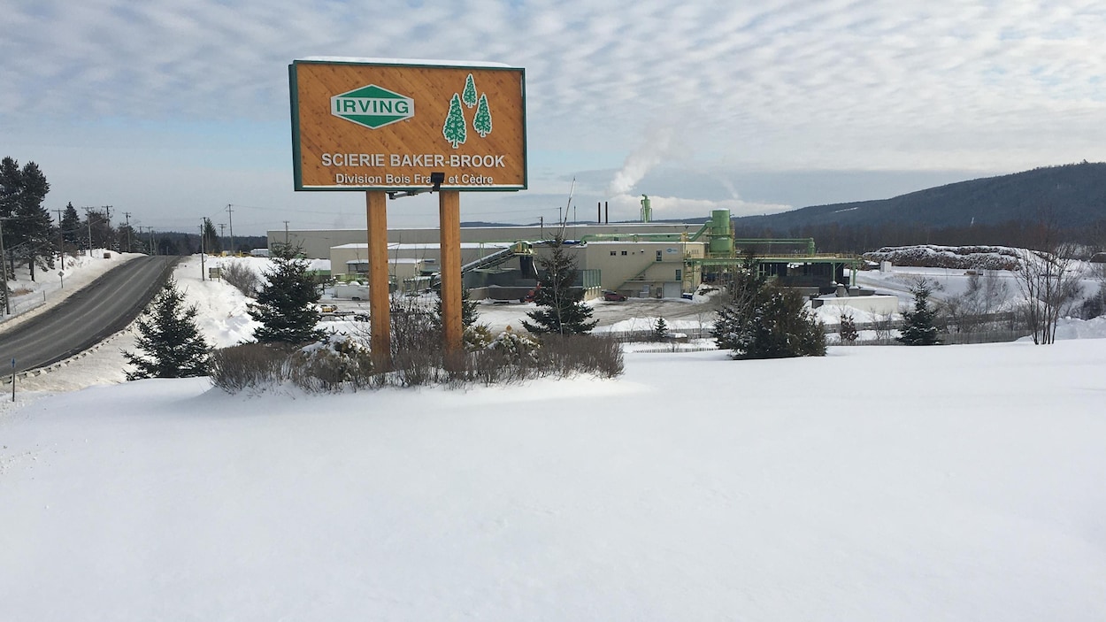 Irving devrait dédommager BakerBrook, selon le maire RadioCanada.ca