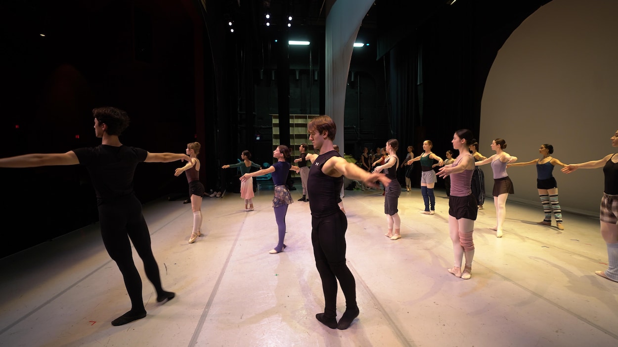 Des danseurs de Shawinigan interprètent Casse-Noisette