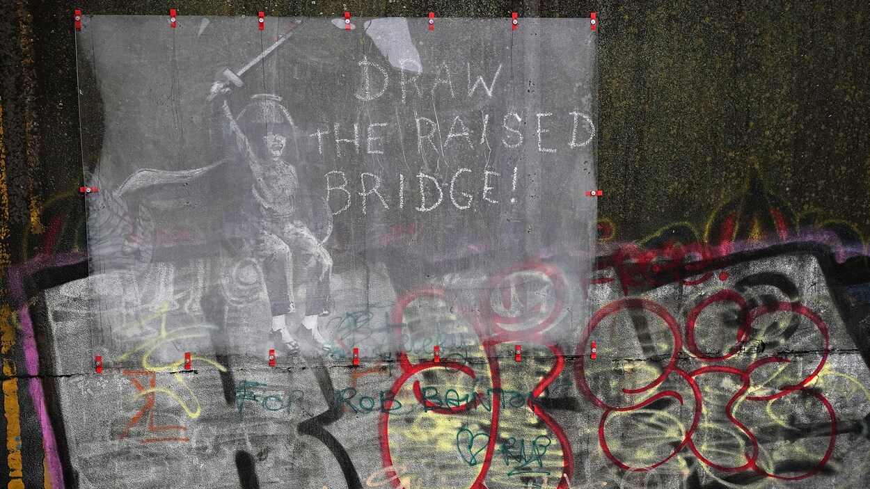 Un Laveur De Vitres Sauve Une œuvre De Banksy Ici Radio
