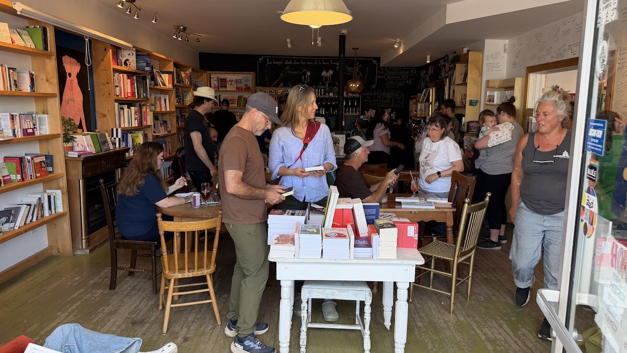 « La plus grosse journée de l’année » : les librairies très occupées ce 12 août