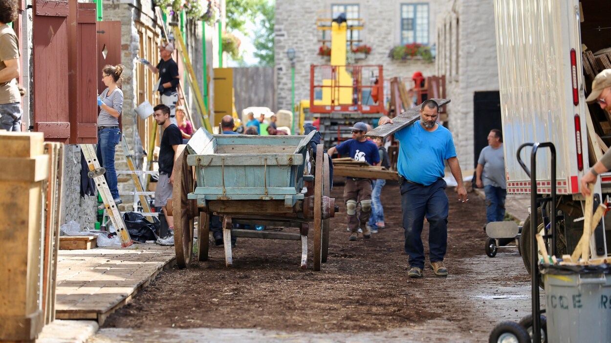 Plusieurs rues du Vieux-Québec sont fermées en raison du tournage de la série américaine Barkskins.