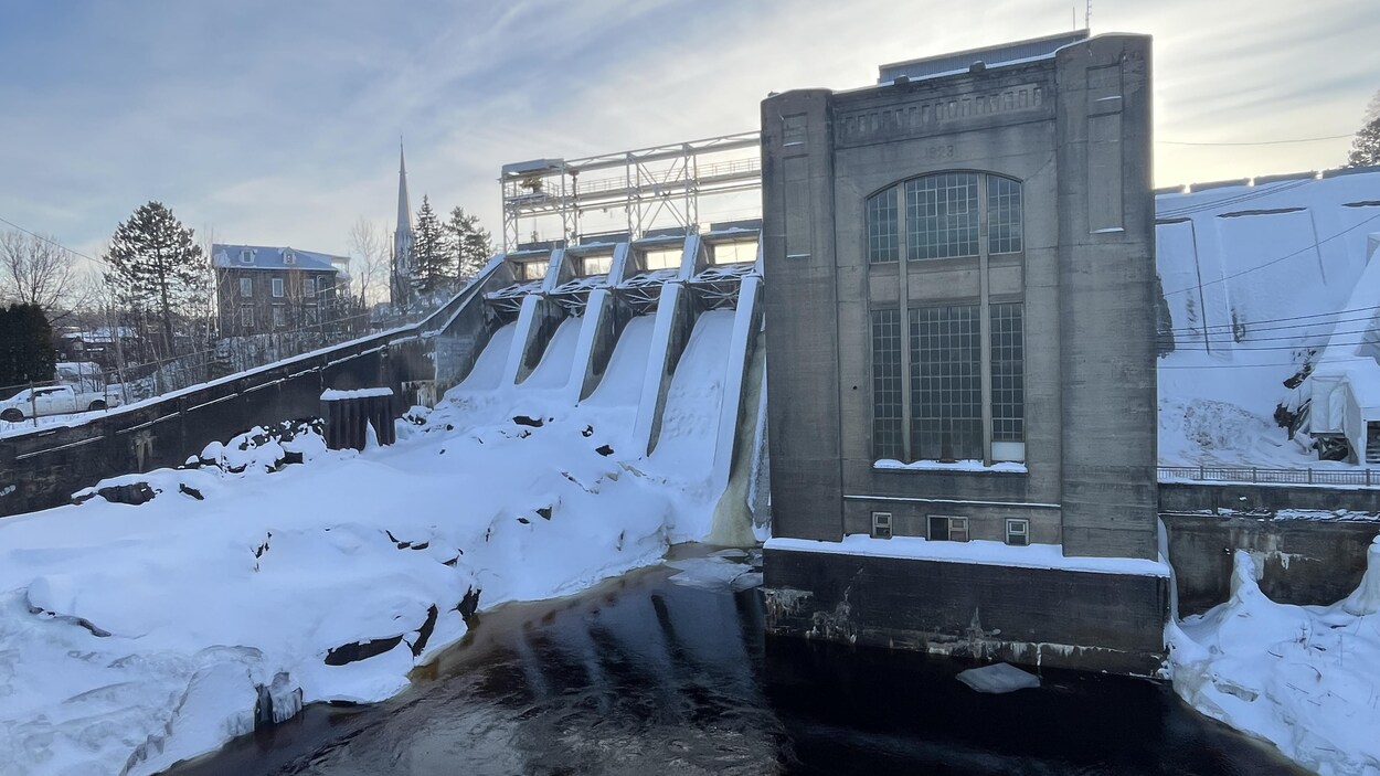 Pas de bail pour les centrales de Domtar sur les rivières Chicoutimi et aux Sables