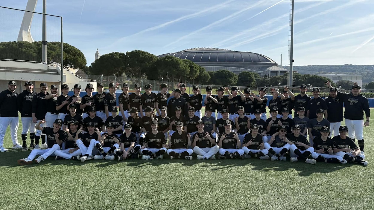 Des jeunes joueurs de baseball de la région ont participé à un tournoi à Barcelone