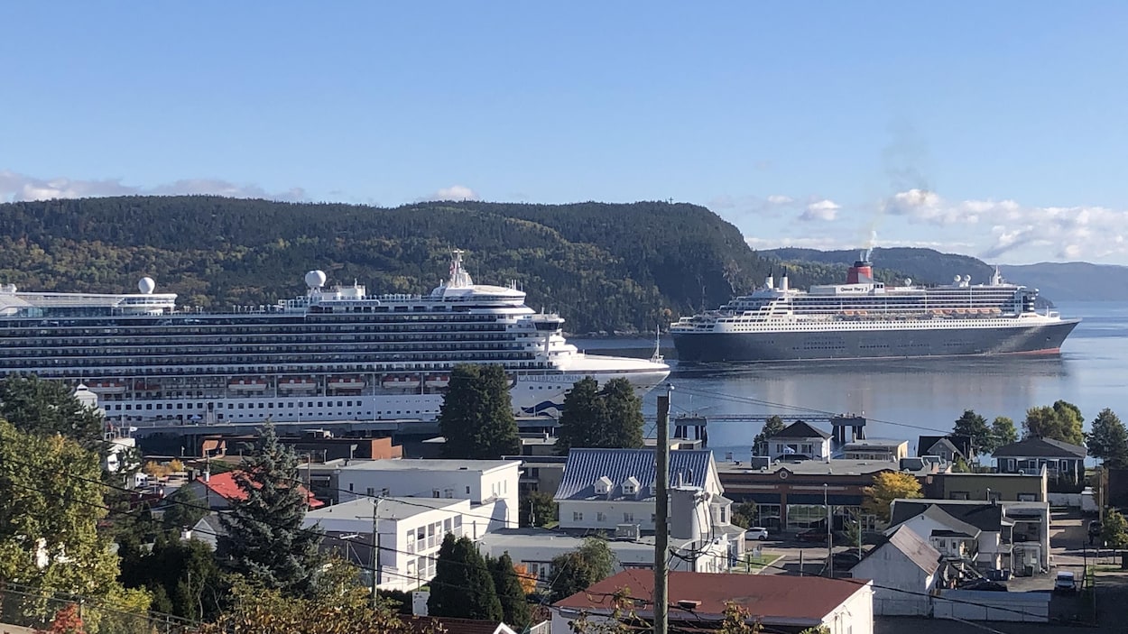 Une saison record pour les bateaux de croisière à La Baie RadioCanada