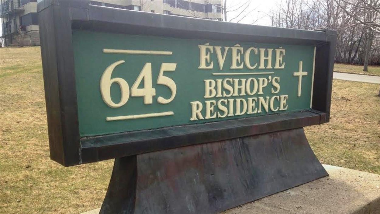 Le panneau d'accueil de l'évêché