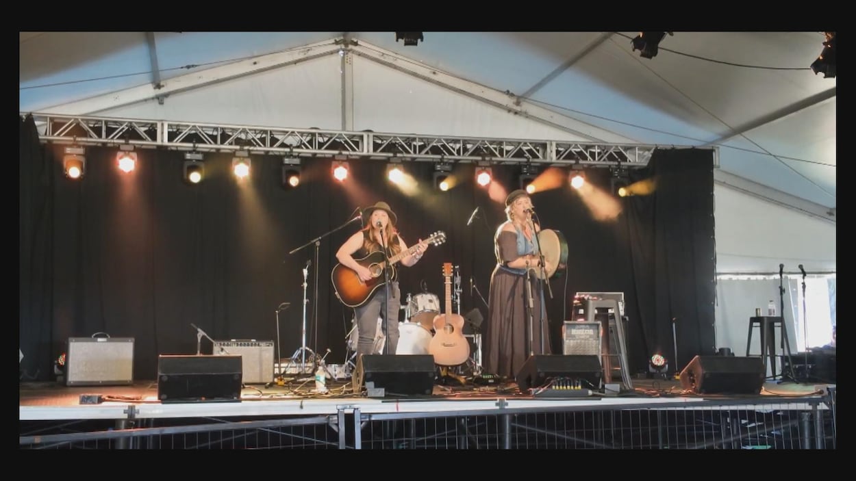 Des dizaines de milliers de personnes au Cavendish Beach Music Festival