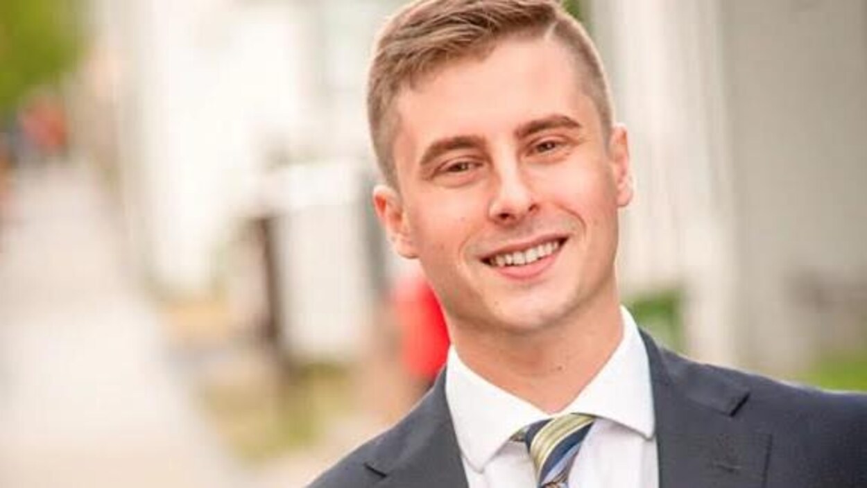 Ben Levitt candidat du Parti progressiste-conservateur dans Hamilton Ouest-Ancaster-Dundas Ben Levitt candidat du Parti progressiste-conservateur dans Hamilton Ouest-Ancaster-Dundas
