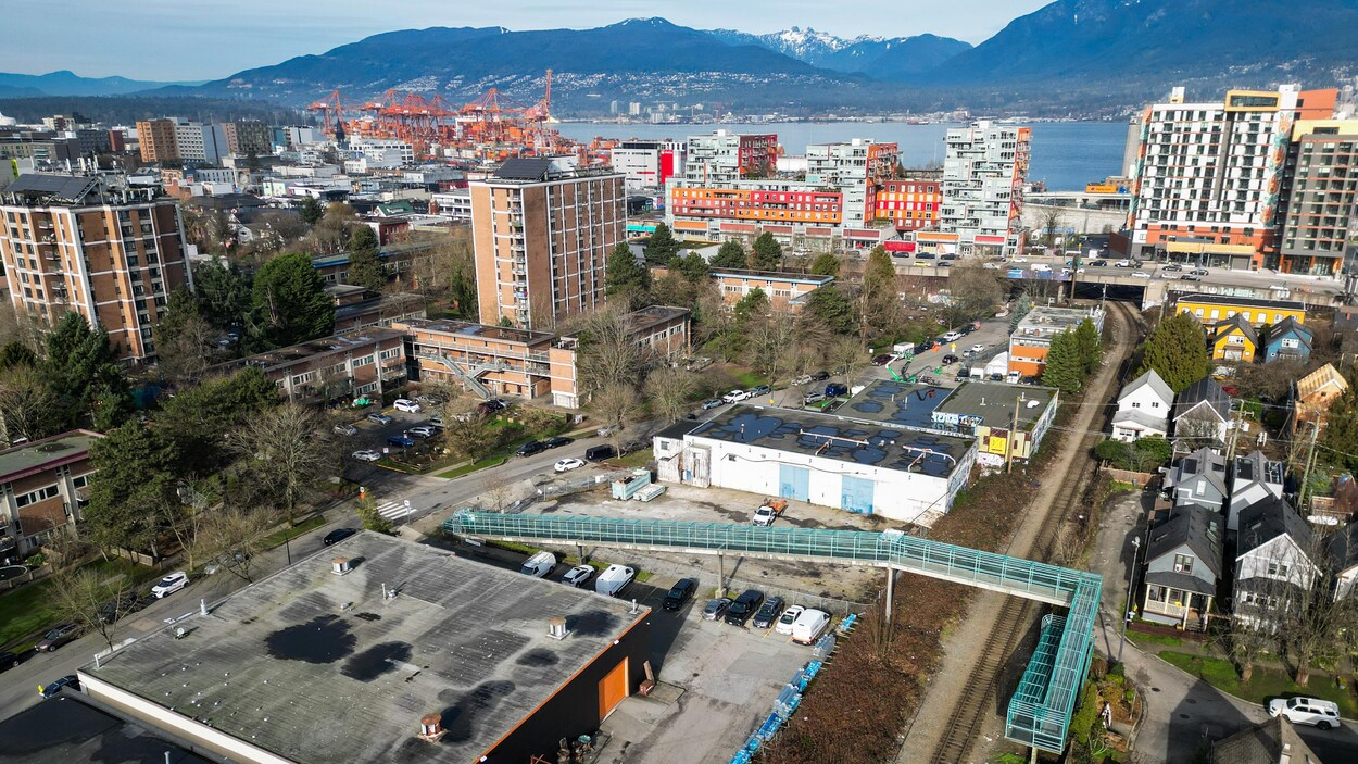 Un passage piétonnier obtenu par des mères manifestantes est fermé à Vancouver
