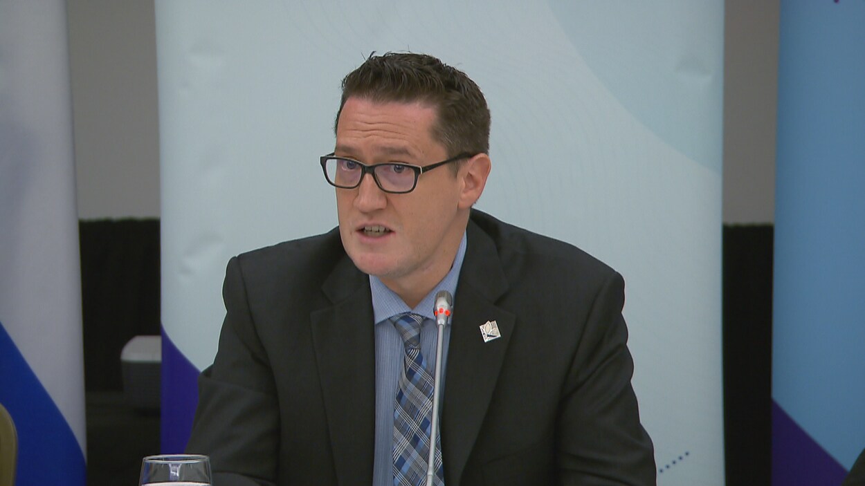Benoit Charette, ministre de l'Environnement et de la Lutte contre les changements climatiques lors d'une conférence de presse