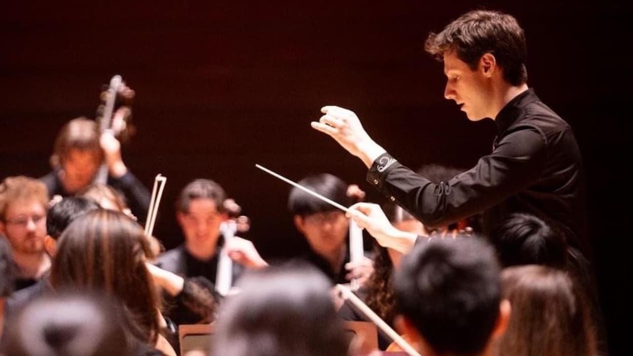 Le chef d’orchestre Benoit Gauthier en lice pour un prix canadien