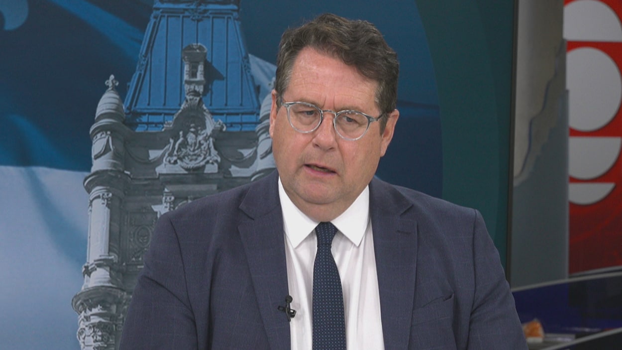 Bernard Drainville veut être la voix du « vrai monde »