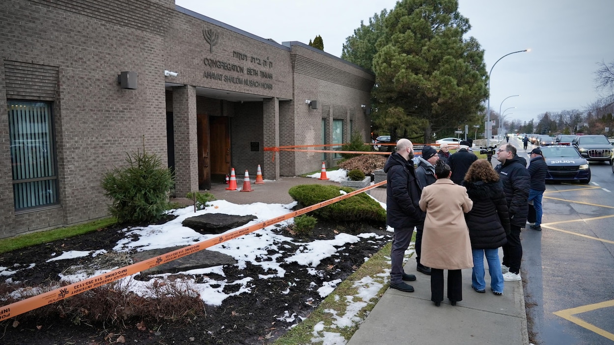 Un « contrat » de 15 000 $ pour incendier un centre communautaire juif et une synagogue