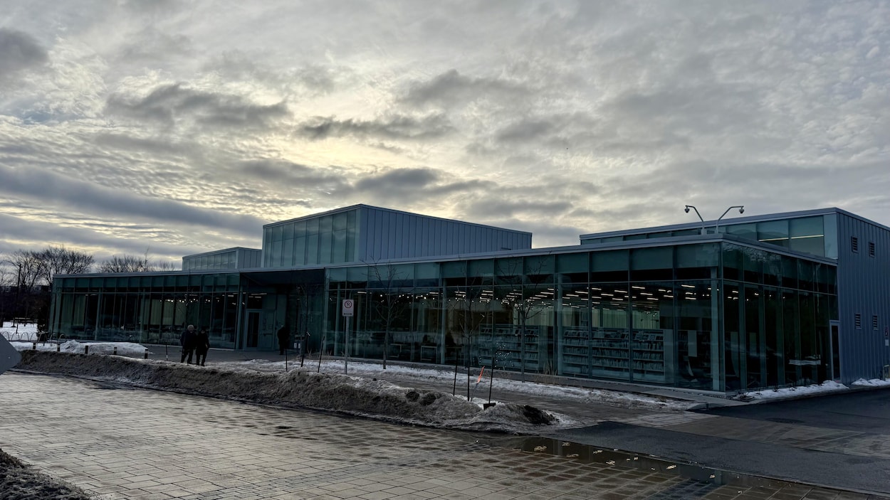 Des défauts majeurs à la bibliothèque Donalda-Charron