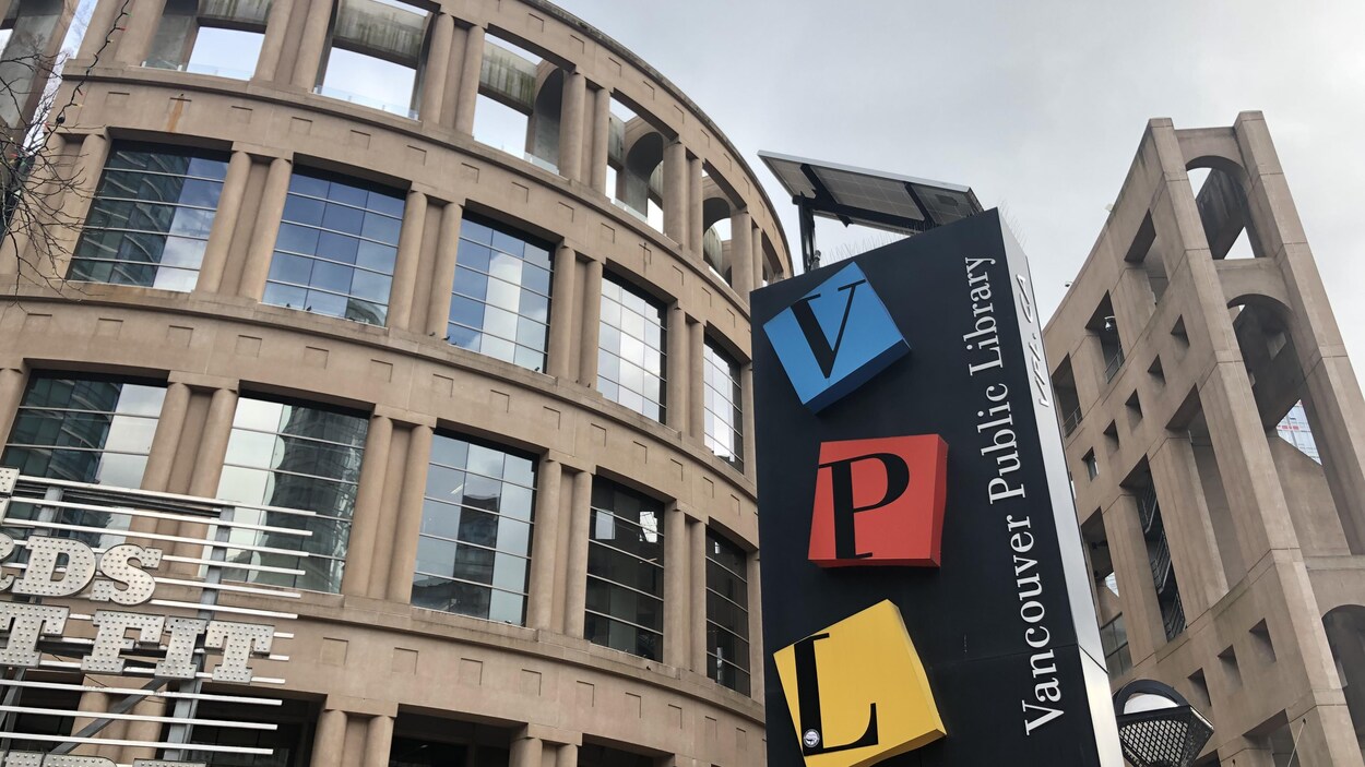 La bibliothèque municipale au centre-ville de Vancouver.
