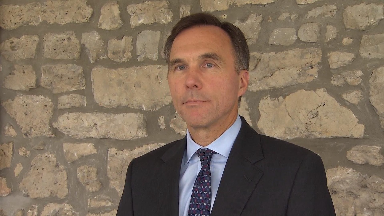 Bill Morneau.