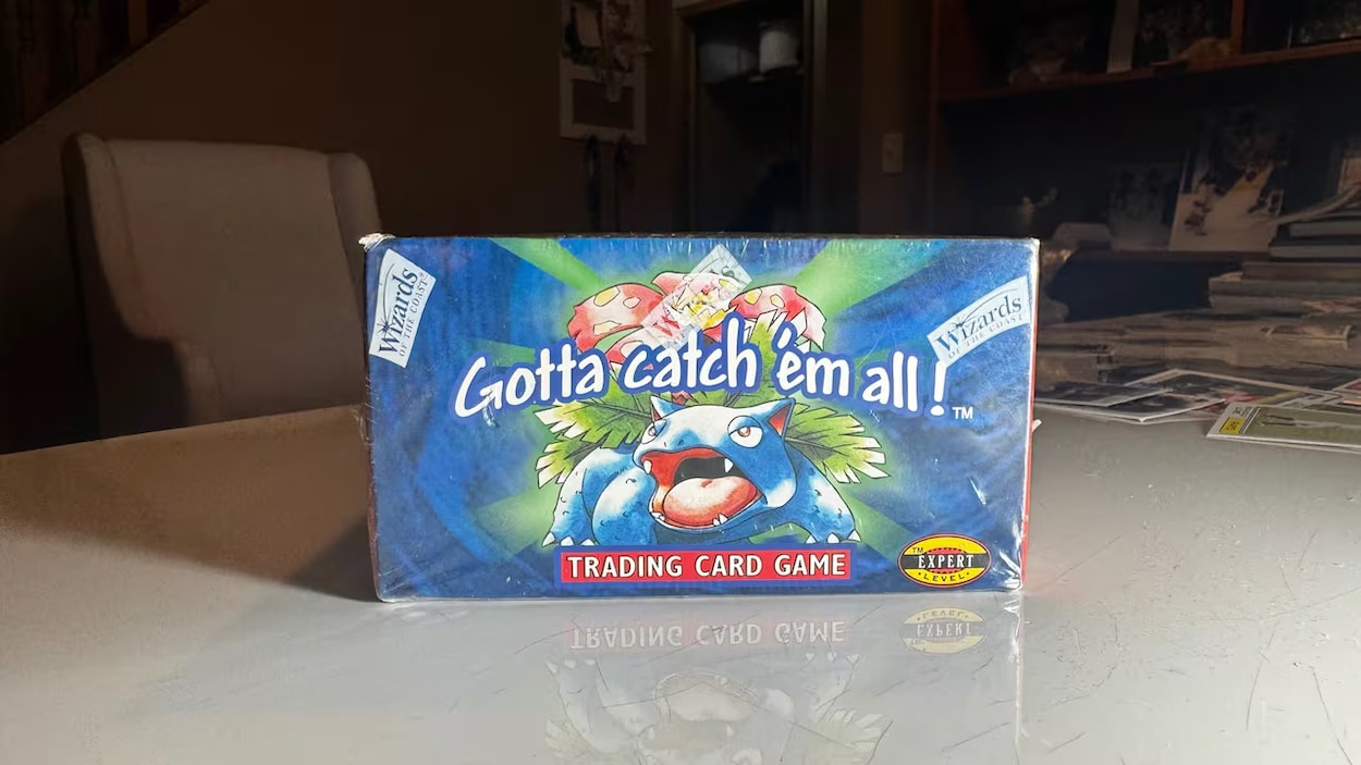 Une boîte de cartes Pokémon estimée à plus de 55 000 $ découverte dans un sous-sol