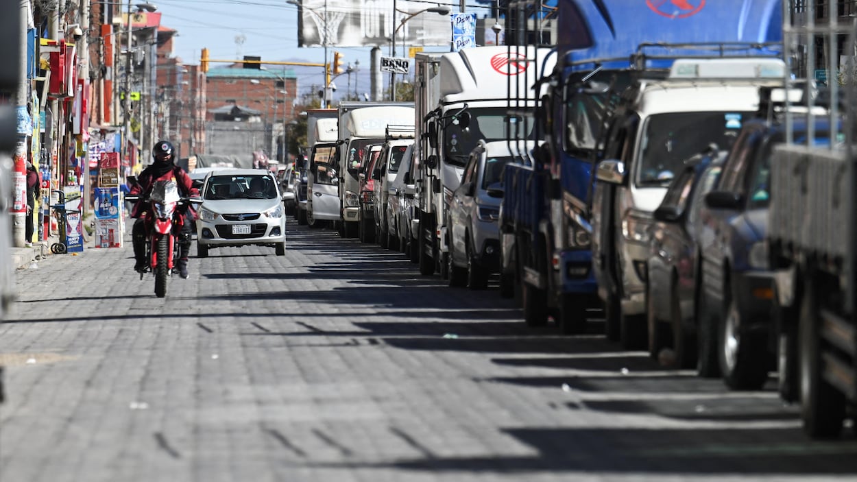 Bolivie : fin progressive des barrages routiers après sept semaines de crise