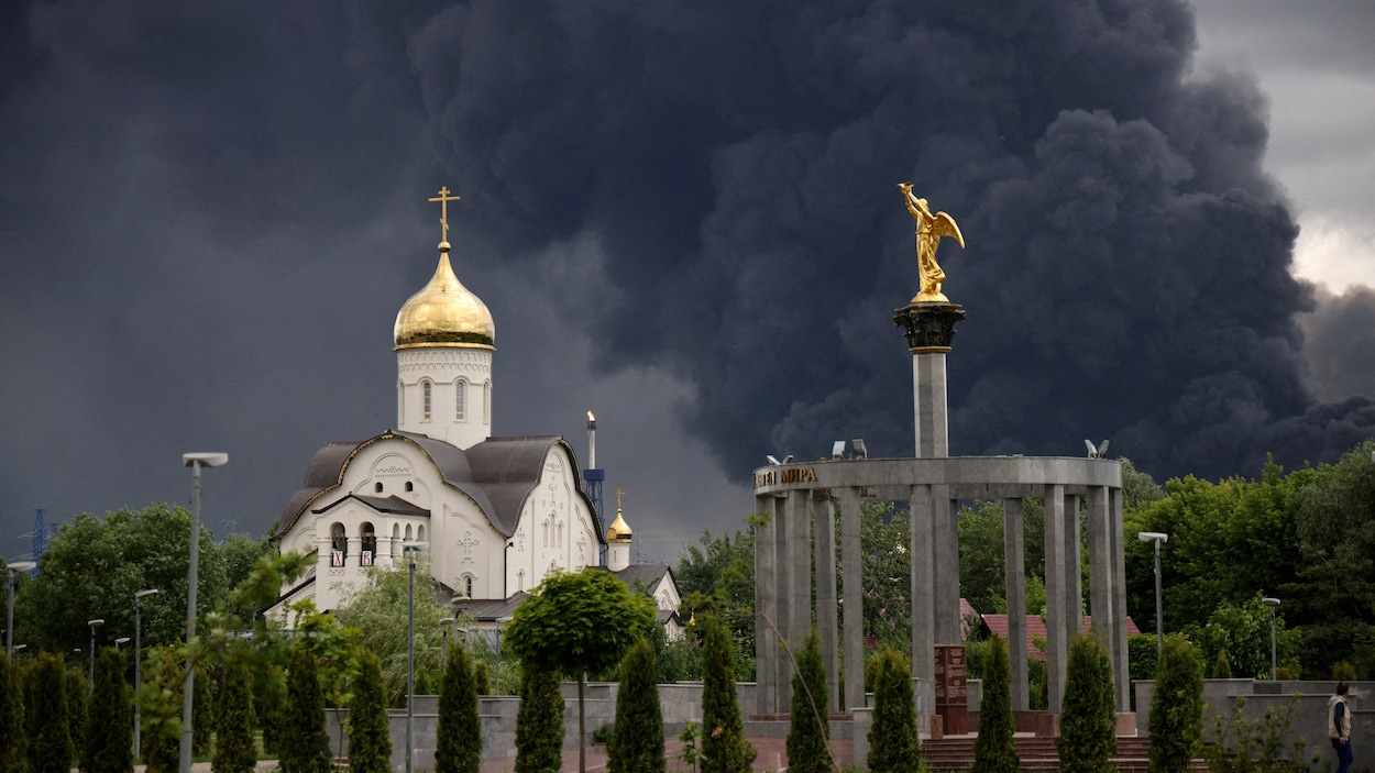 Comment l’Ukraine réussit-elle à frapper aussi loin en Russie?