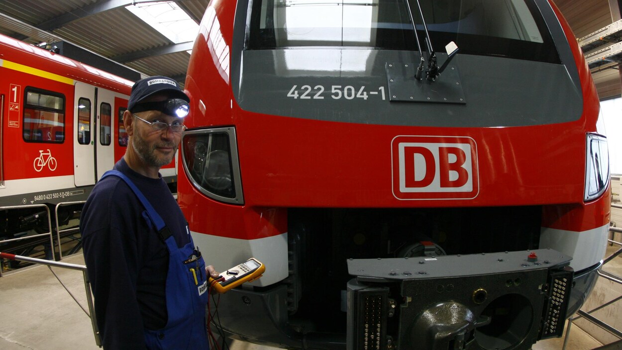 De nombreux travailleurs de l'usine de Bombardier à Hennigsdorf, en banlieue de Berlin, risquent d'être touchés par cette restructuration.