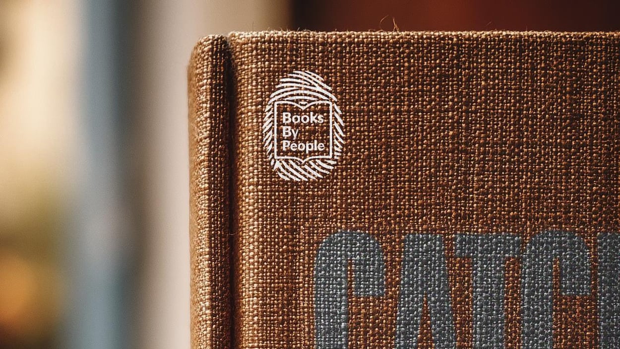 Livres et IA : l’idée d’une certification « écrit par un humain » se concrétise