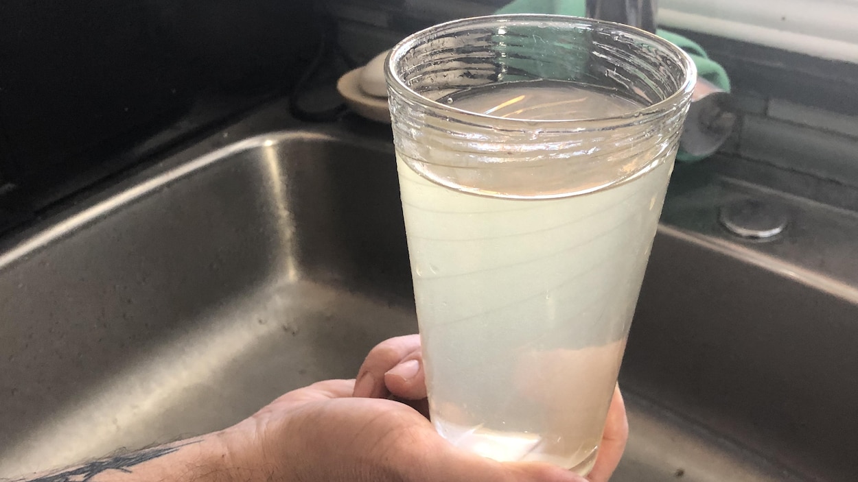 Grève dans le Grand Vancouver : l’eau potable pourrait devenir trouble et marron