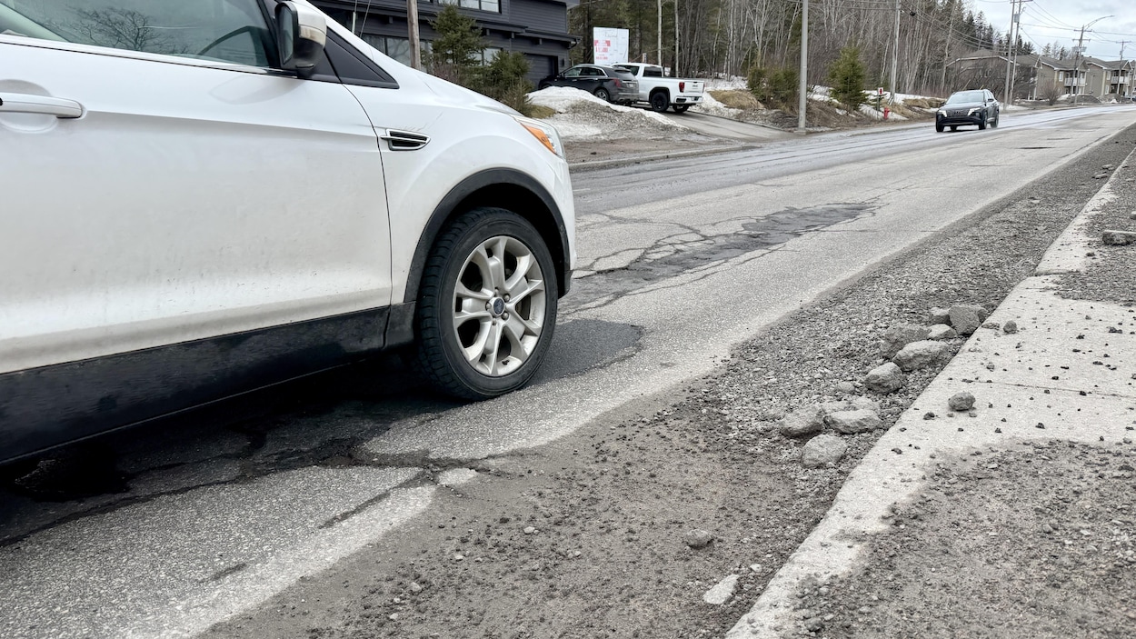 Des chantiers à Arvida, Chicoutimi et La Baie