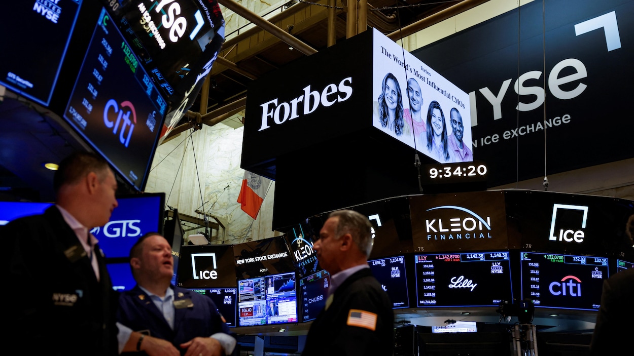 Wall Street en hausse, soutenue par la chute du pétrole