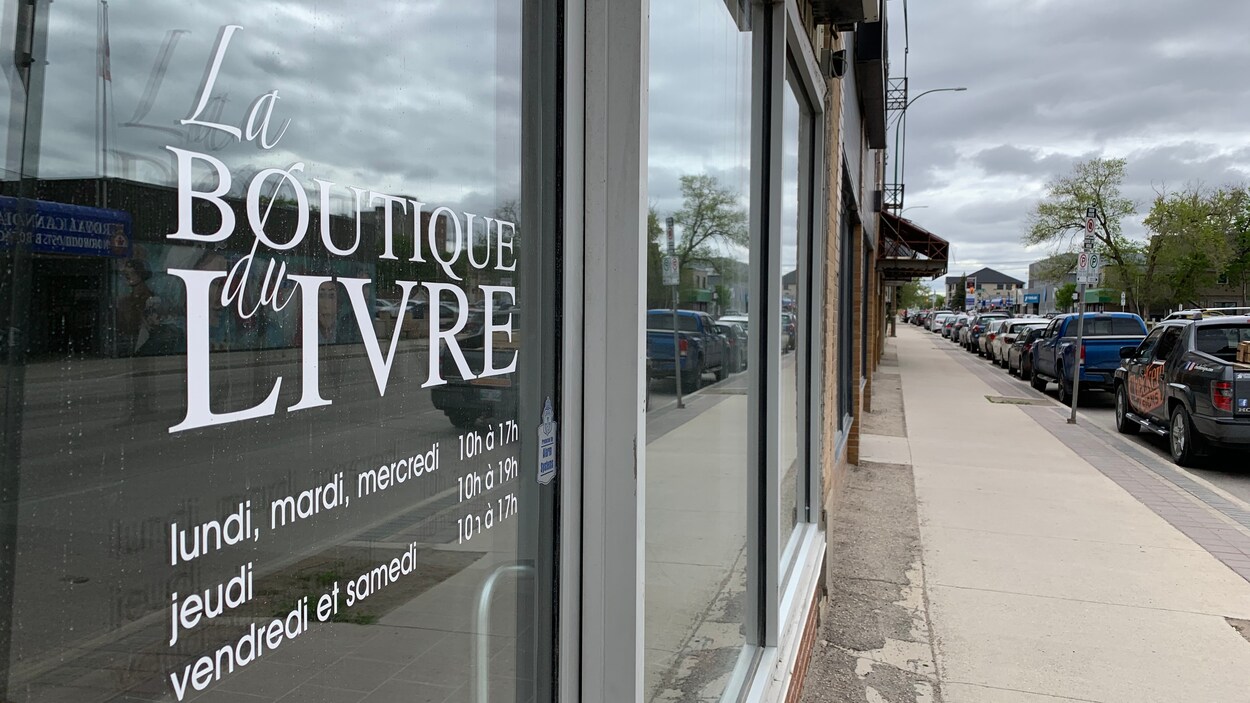 La devanture du magasin La Boutique du livre.