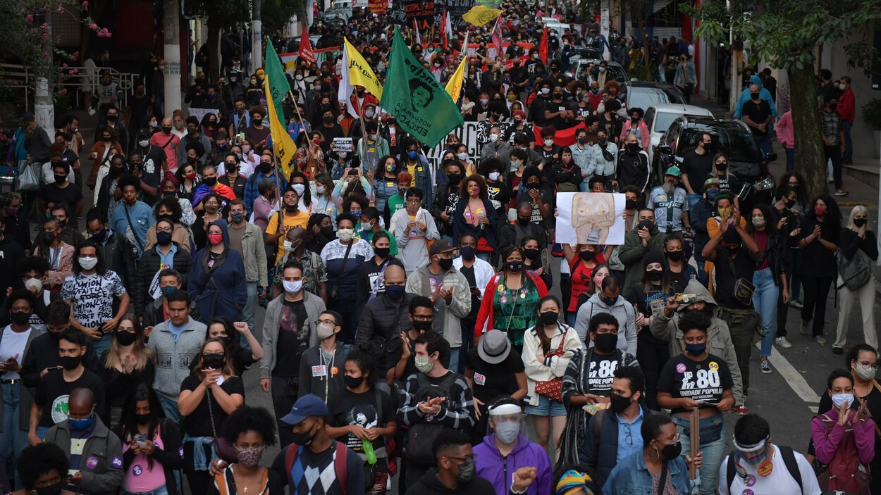 Manifestation contre le racisme lors de la Journée de la conscience noire à Sao Paulo.
