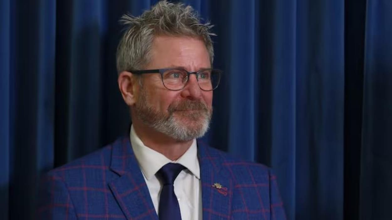 Un autre député abandonne le Parti conservateur en Colombie-Britannique