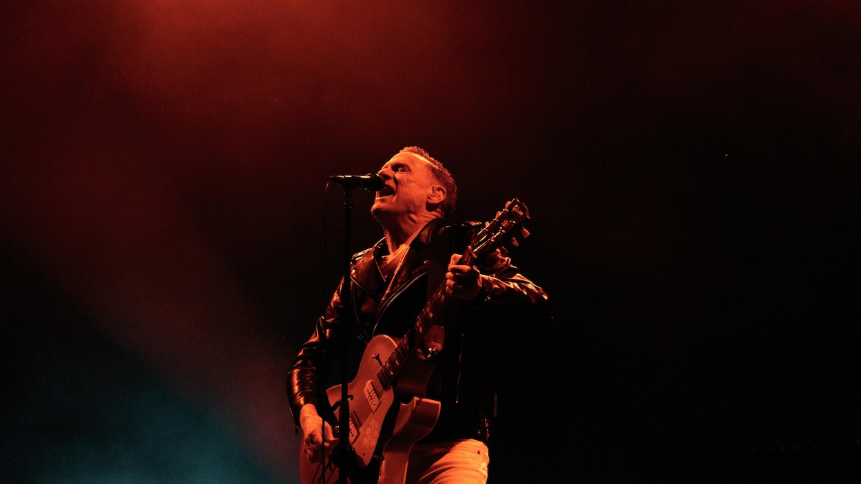 Bryan Adams de retour à Trois-Rivières en août 2026