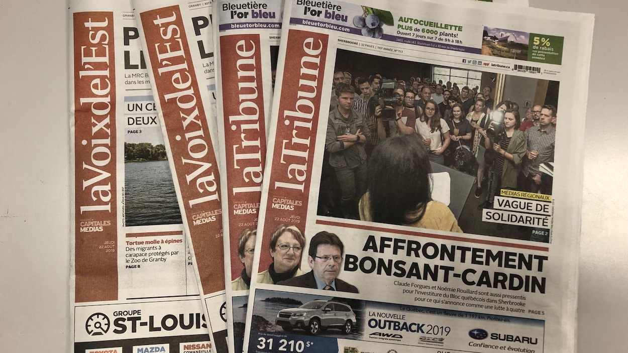 Quatre journaux, deux de la Voix de l'Est, deux de La Tribune
