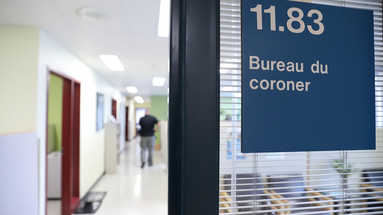 Les dossiers s’empilent au bureau du coroner RadioCanada.ca