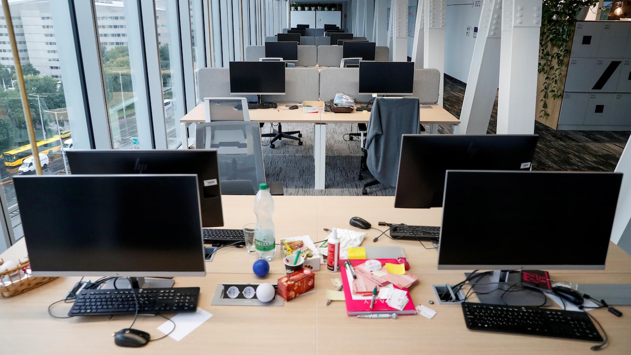 La Nouvelle-Écosse ordonne le retour au bureau des travailleurs de la fonction publique