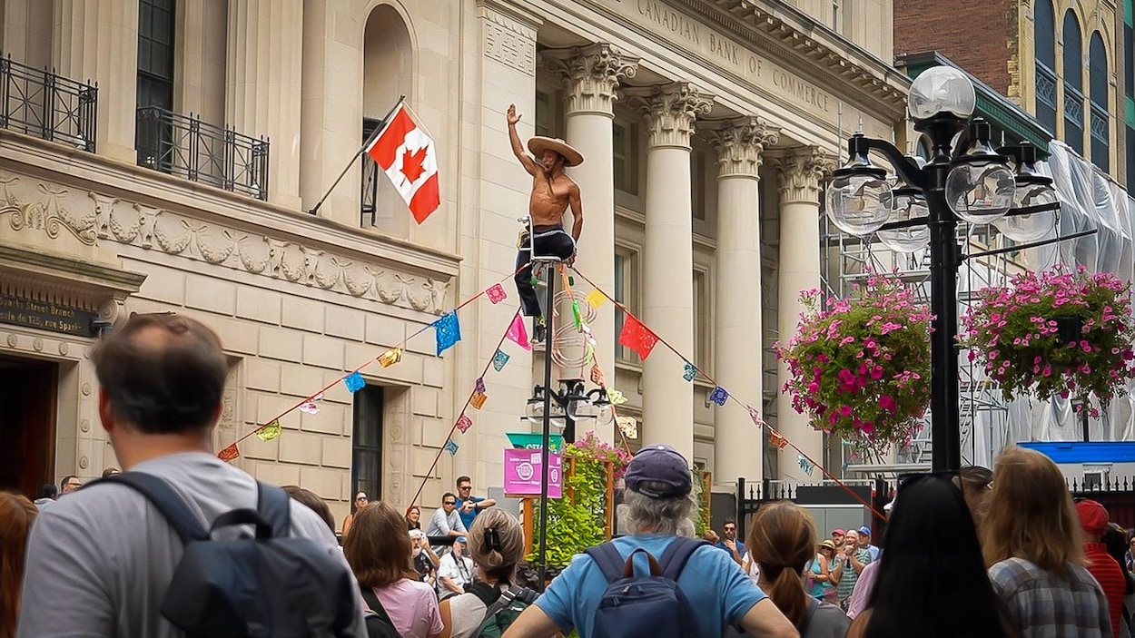 Au Buskerfest, Ottawa vibre au rythme des arts de rue