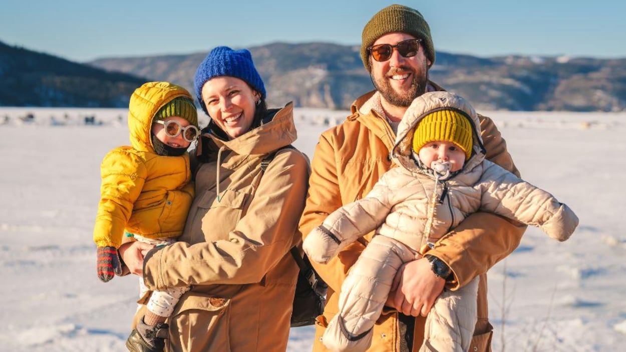 Une jeune famille de Rivière-Éternité achète la Cabane à glaces de L’Anse-Saint-Jean
