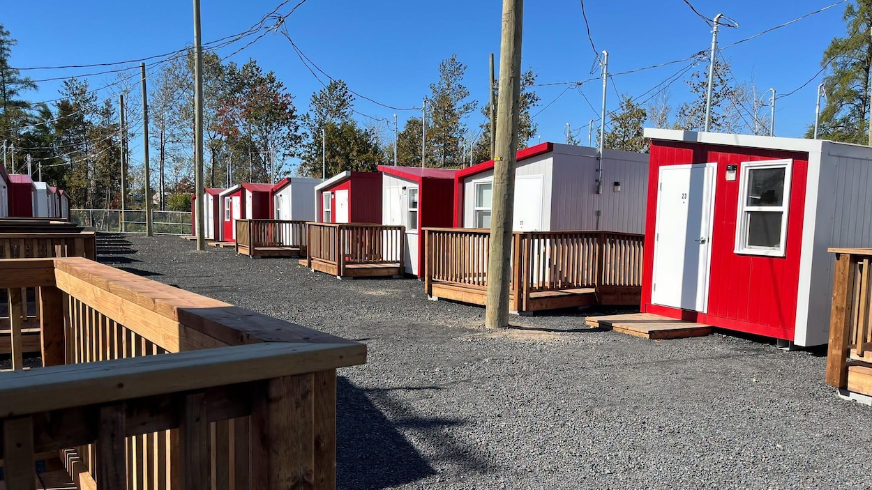Thunder Bay ouvre son village d’hébergement pour les sans-abri