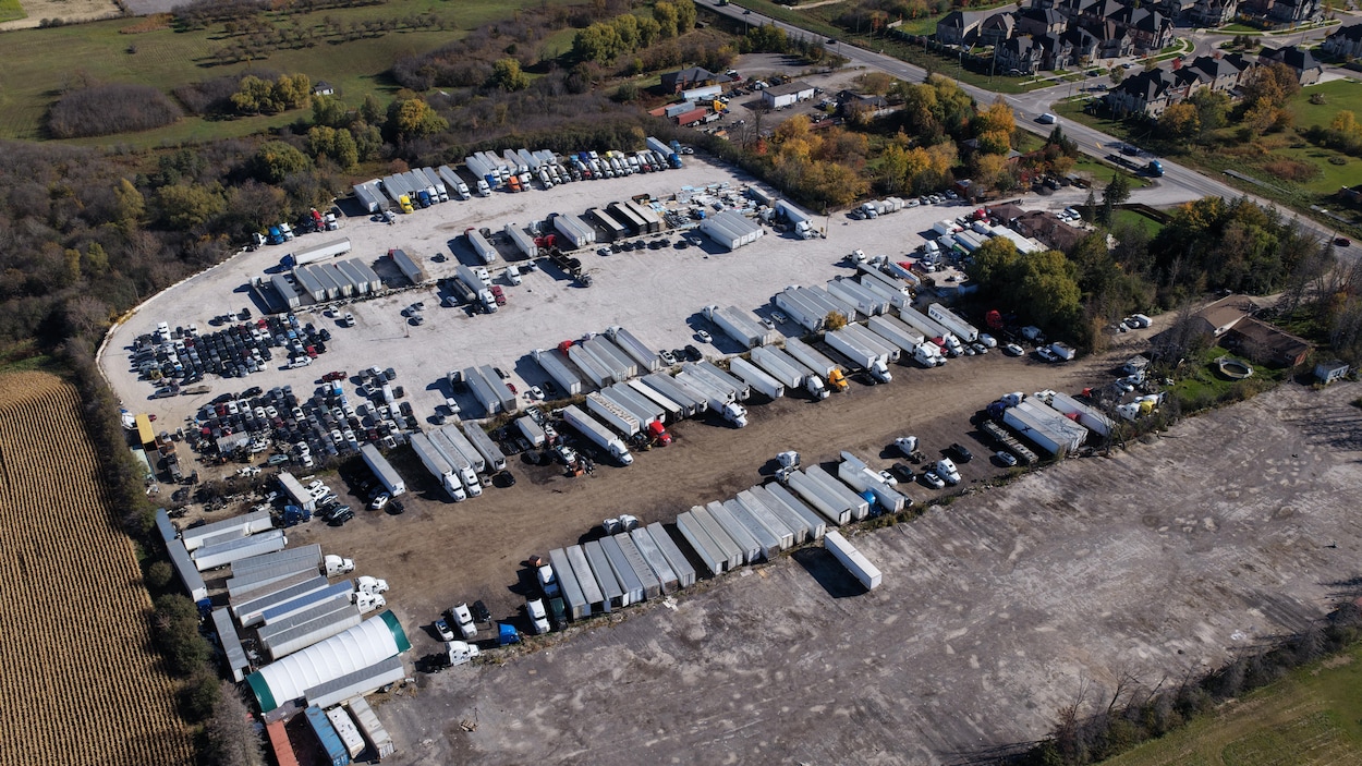 Stationnements illégaux de camions à Caledon : que proposent les candidats?