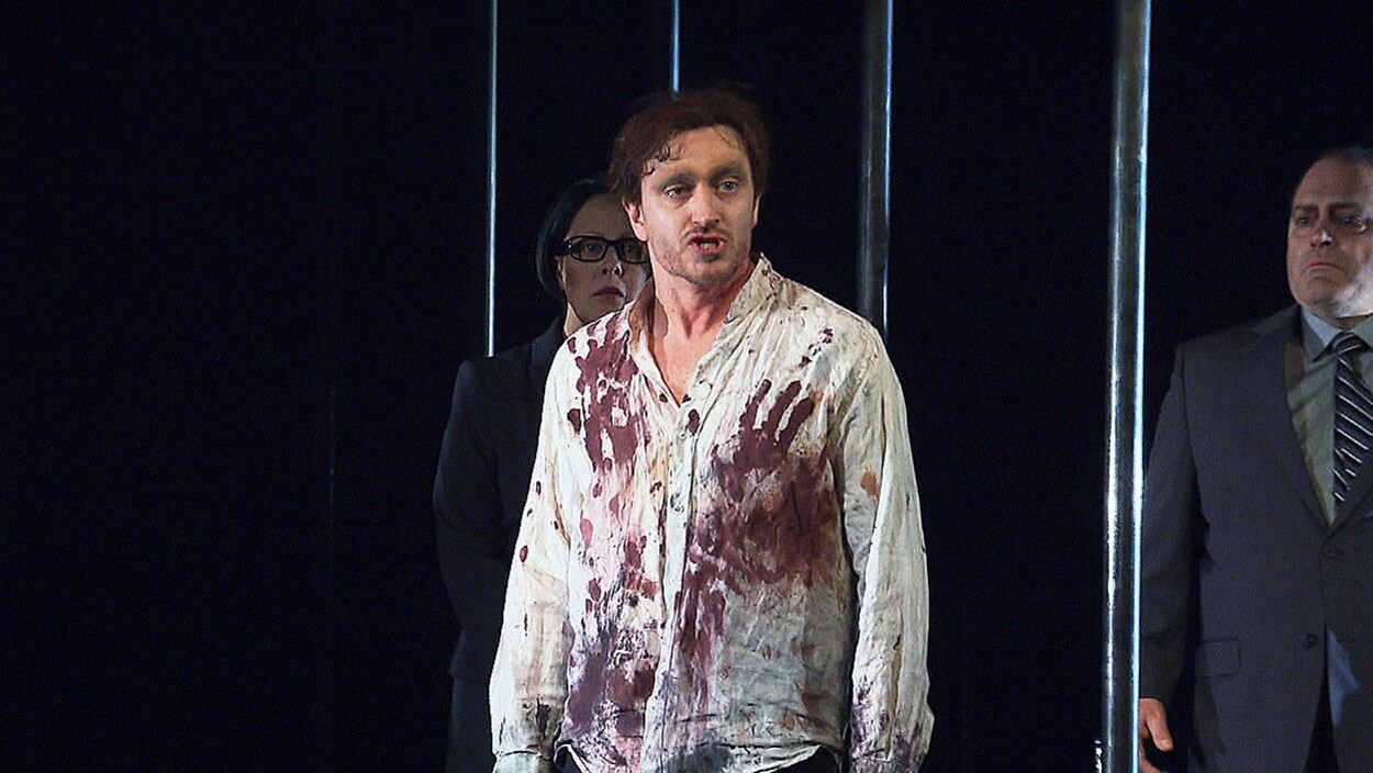 Benoît McGinnis dans la pièce « Caligula »